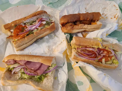 Photo of Subway @ 45th Street, Wasaga Beach - 30 45th St S #4, Wasaga Beach, ON L9Z 0A6